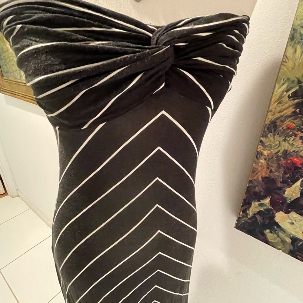 Jennifer López Strapless Maxi Black / White Stripe Dress Size Small - Picture 2 of 5